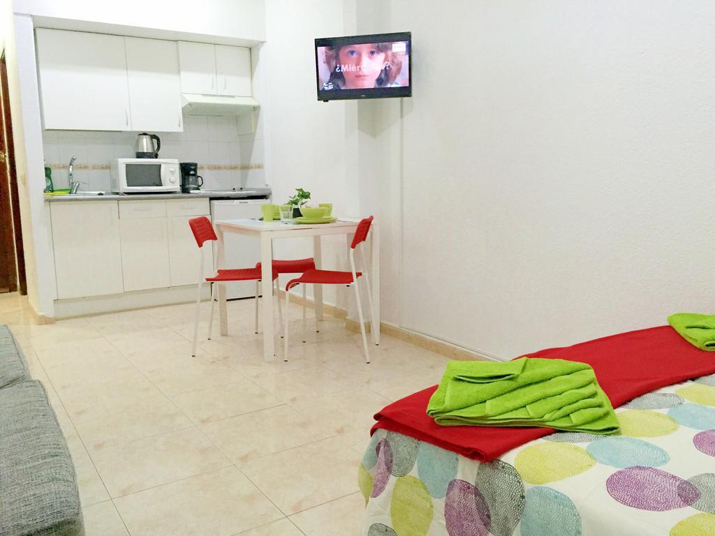 Estudio Las Huertas Madrid Exteriör bild