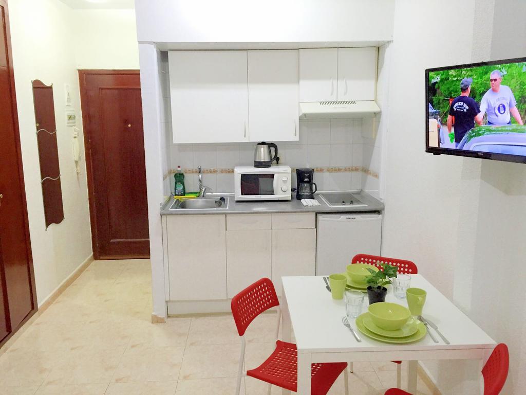 Estudio Las Huertas Madrid Exteriör bild